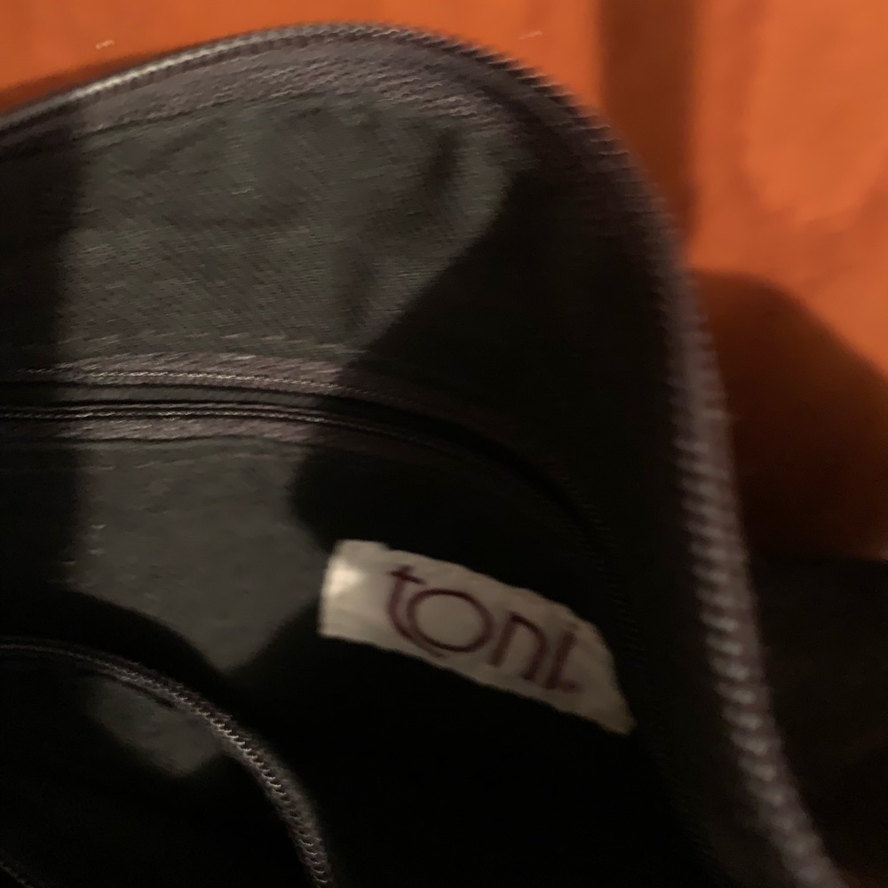 Toni Purse - Picture 2 of 2